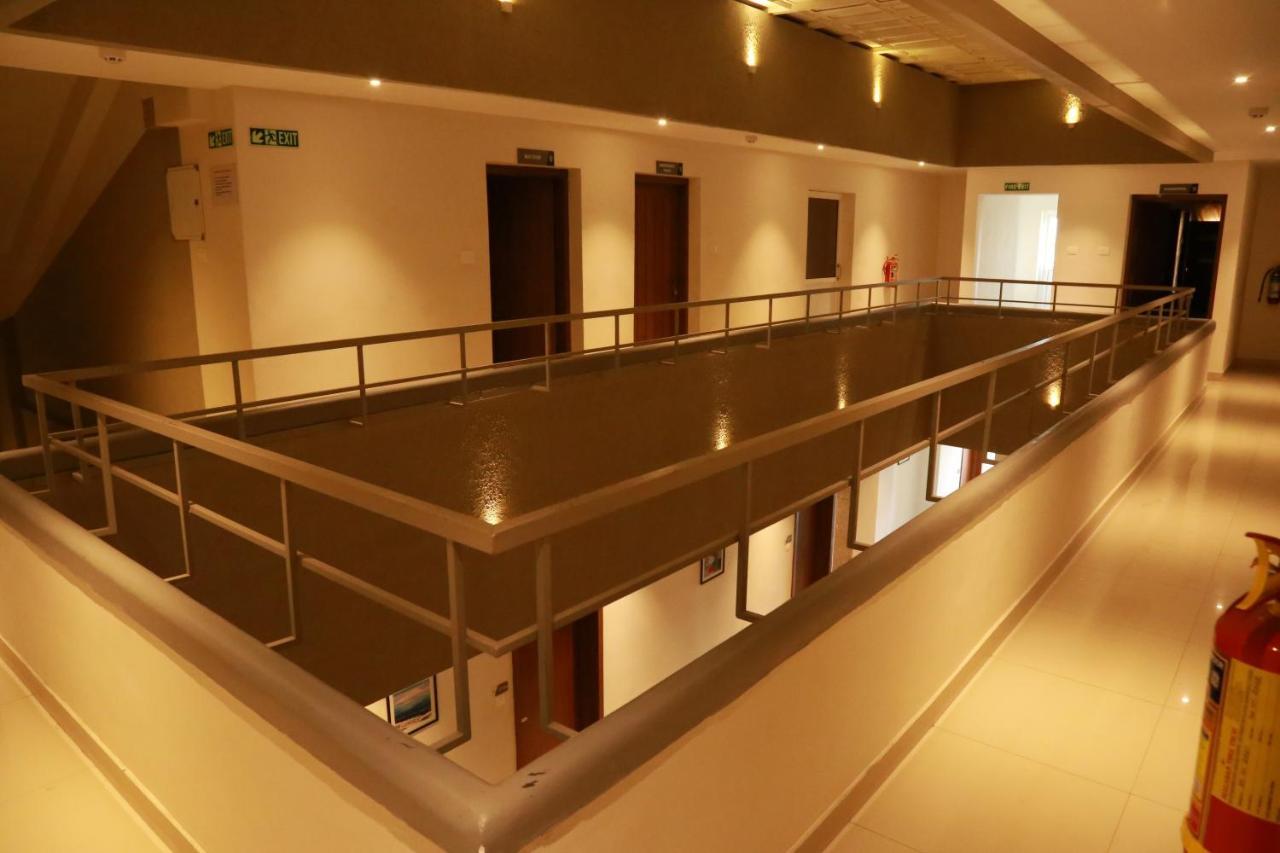 Hotel Picnic Manjeri Zewnętrze zdjęcie