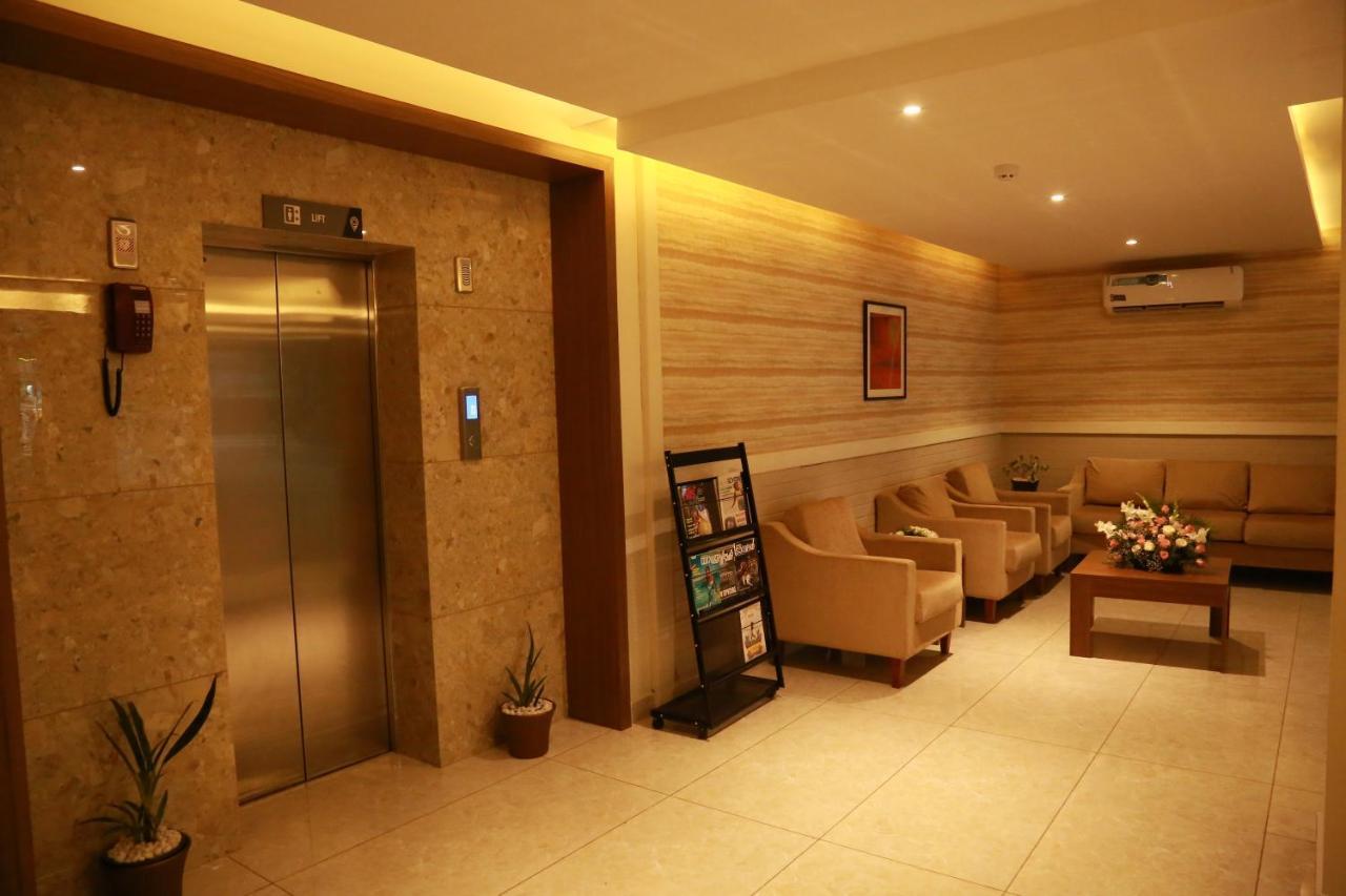 Hotel Picnic Manjeri Zewnętrze zdjęcie